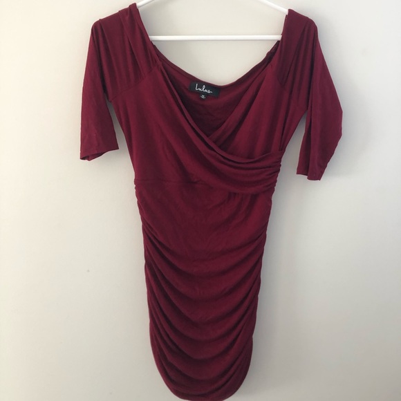 Lulus Dresses & Skirts - LULUS rouched maroon cocktail dress